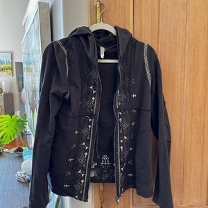 Monoreno Hooded Zip Embroidered Jacket